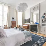 Appartement luxueux / historique proche bon marché